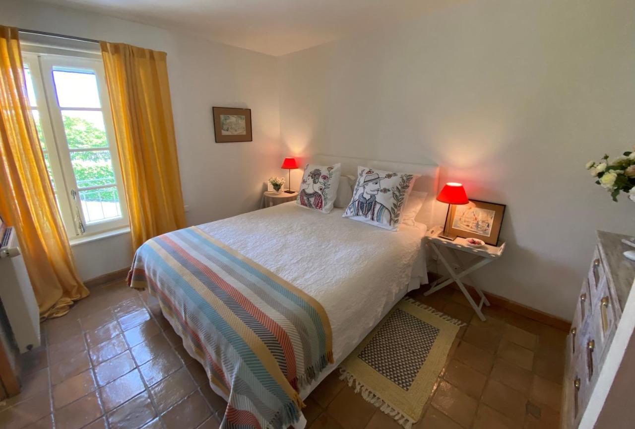 Bed and Breakfast La Ferme De Gigognan Авиньон Экстерьер фото